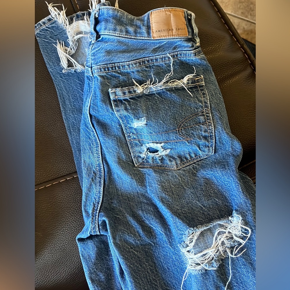 American Eagle Mom Jeans in size 00